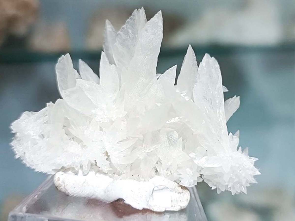 Calcite Mastery: From Hardness to Powder Processing Techniques